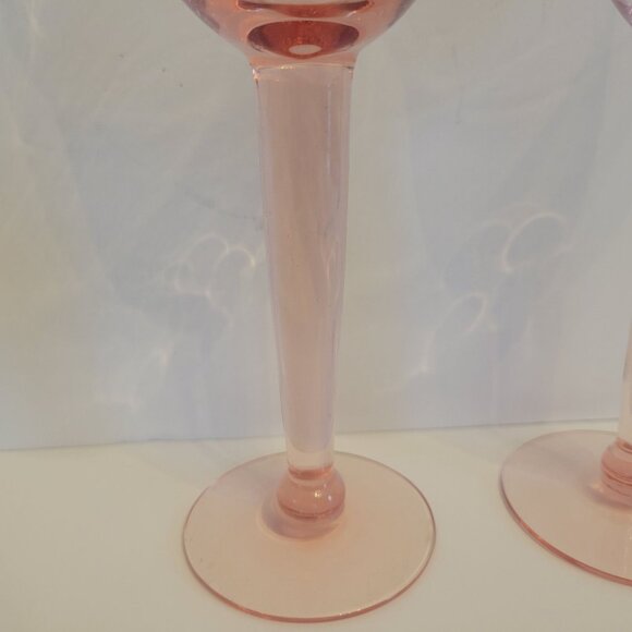 Set Of 2 Vintage Pink Glass Wine Goblets - Picture 2 of 7